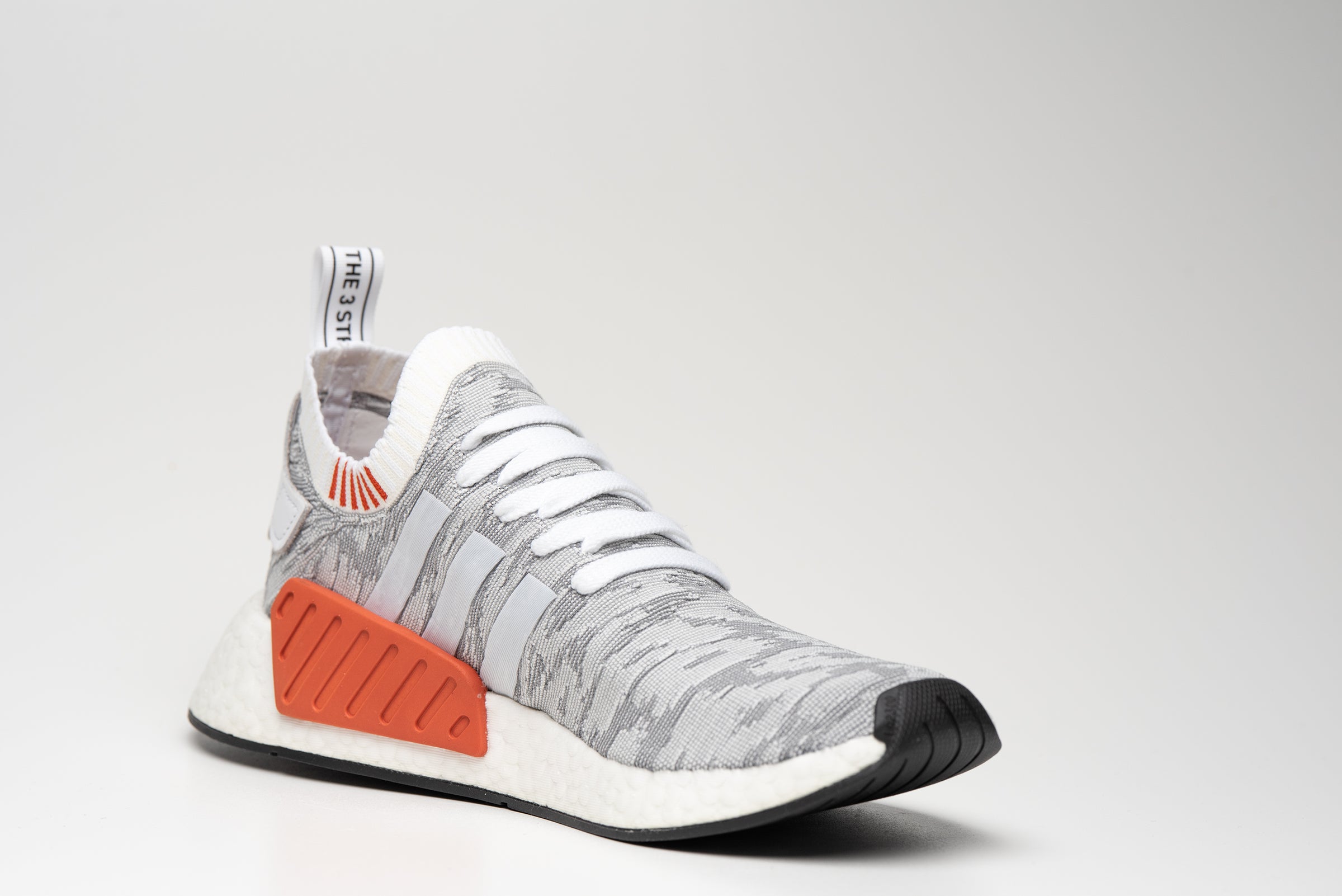 Adidas primeknit nmd r2 Clearance