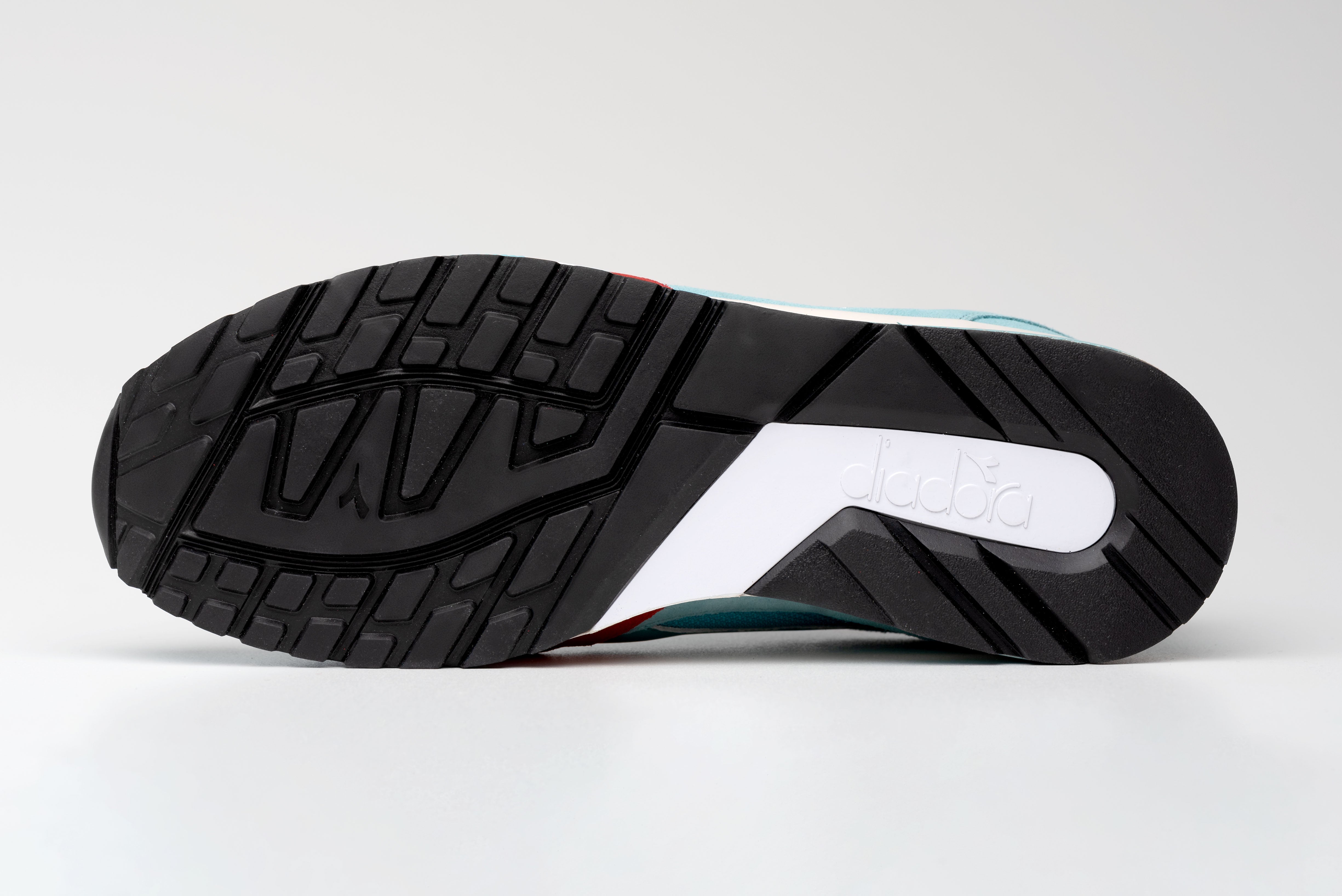 Diadora S8000 Marine Blue Fiery Red | Men's Shoes – GetSoled.com